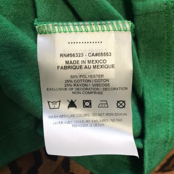 The Nike tee jets small women’s - Picture 7 of 7